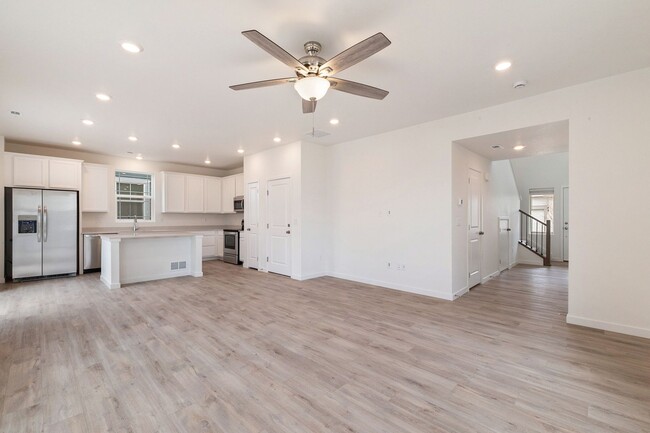 Building Photo - 2675 Painted Turtle Ave