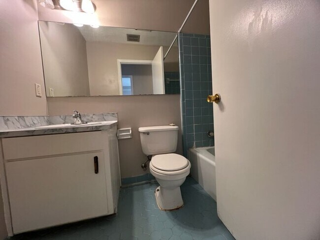 Building Photo - Convenient to Midtown, North Columbus, Ft Benning, CSU!!!