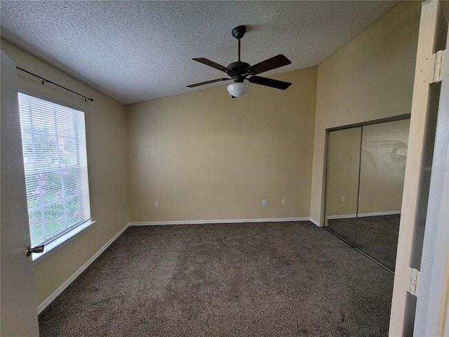 Building Photo - 421 Fountainhead Cir