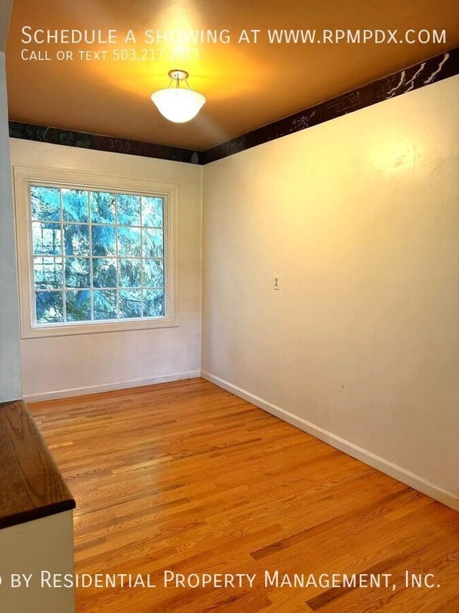 Building Photo - 1938 SW Edgewood Rd