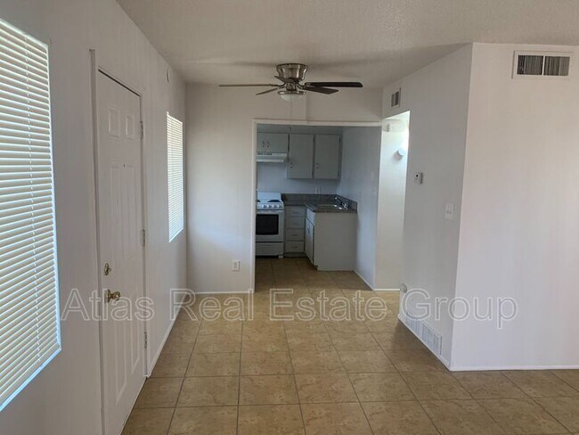 Primary Photo - 2921 N 38th St