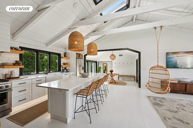 Building Photo - 28 Cliff Dr