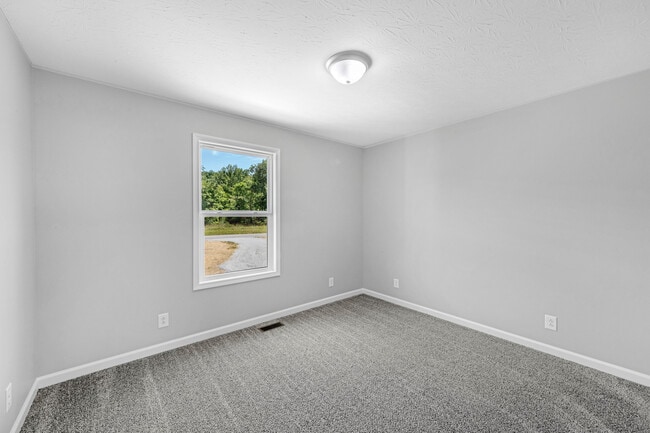 Building Photo - 1778 Old Gallatin Rd