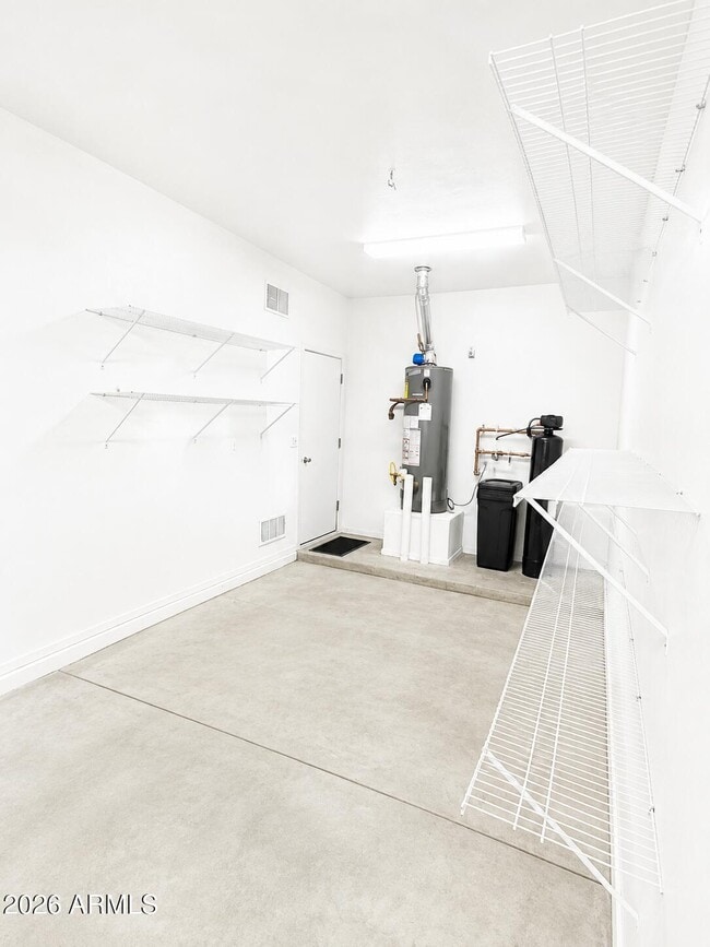 Building Photo - 4325 E Vallejo Ct