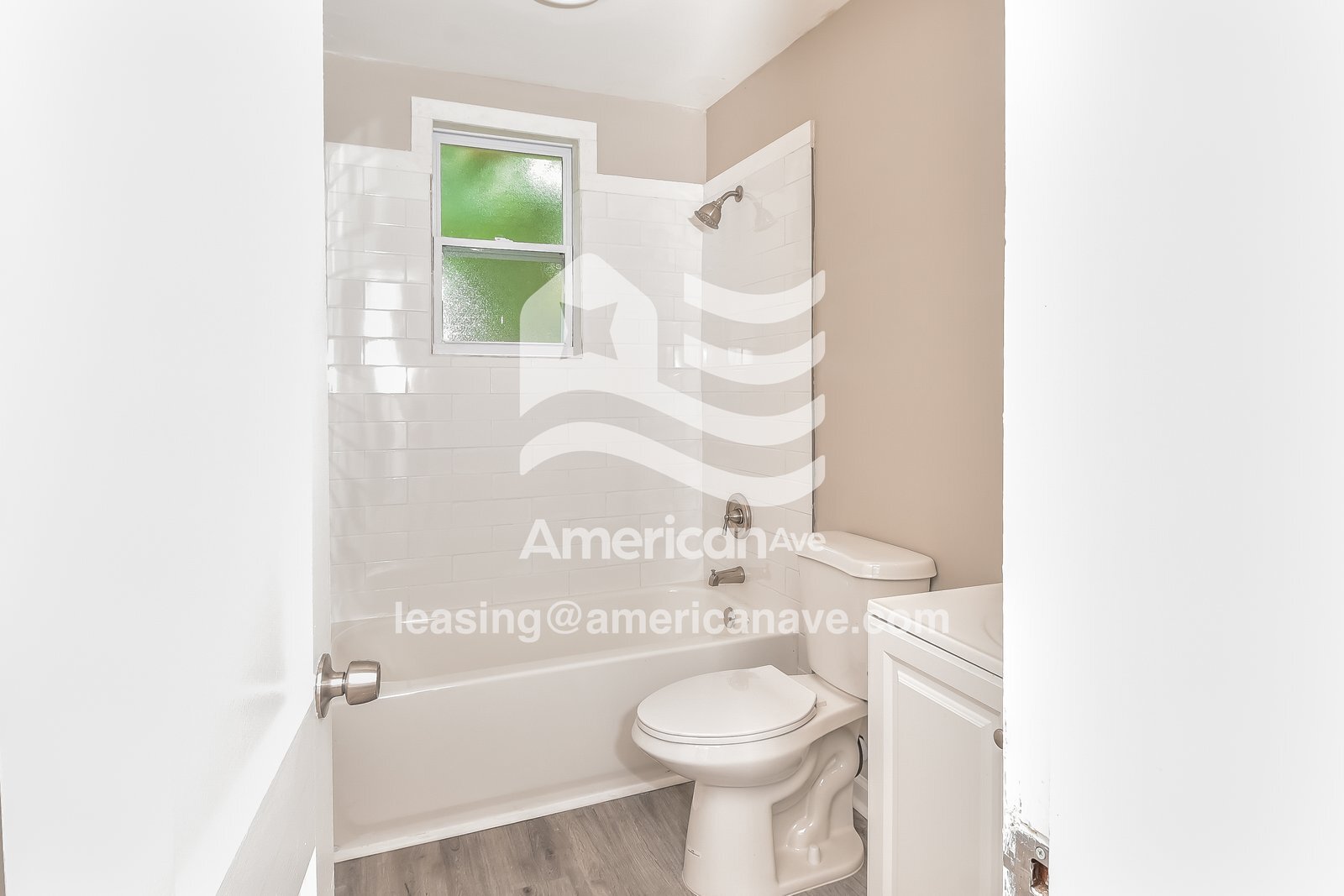 Building Photo - 205 Bowling Ave