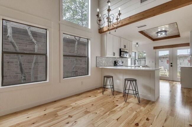 Building Photo - 4011 Rosser Square