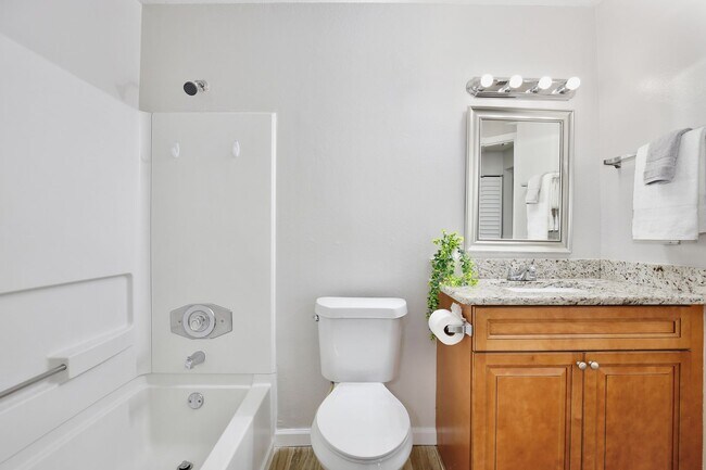 Building Photo - The Landings Condominiums