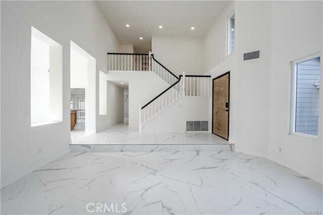 Building Photo - 13455 Montserrat Ct