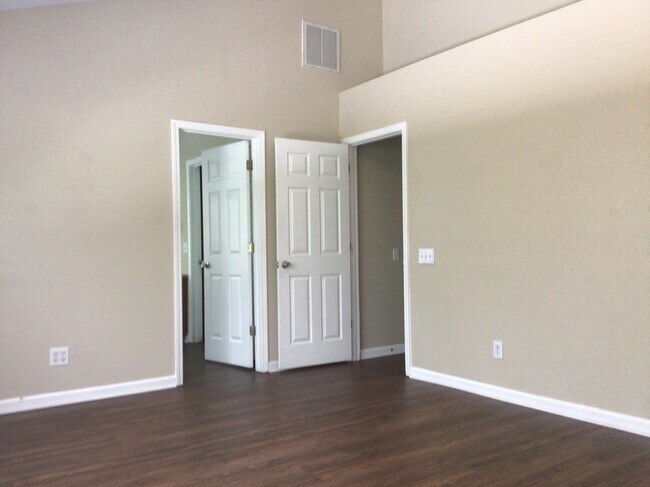 Building Photo - 11314 Bumpious Ct