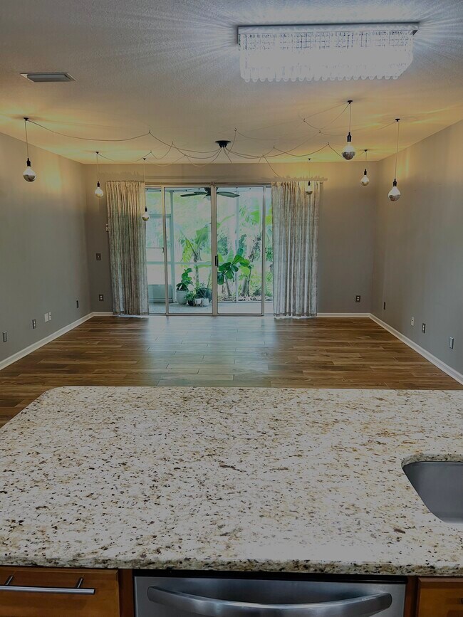 Building Photo - 13479 Stone Pond Dr