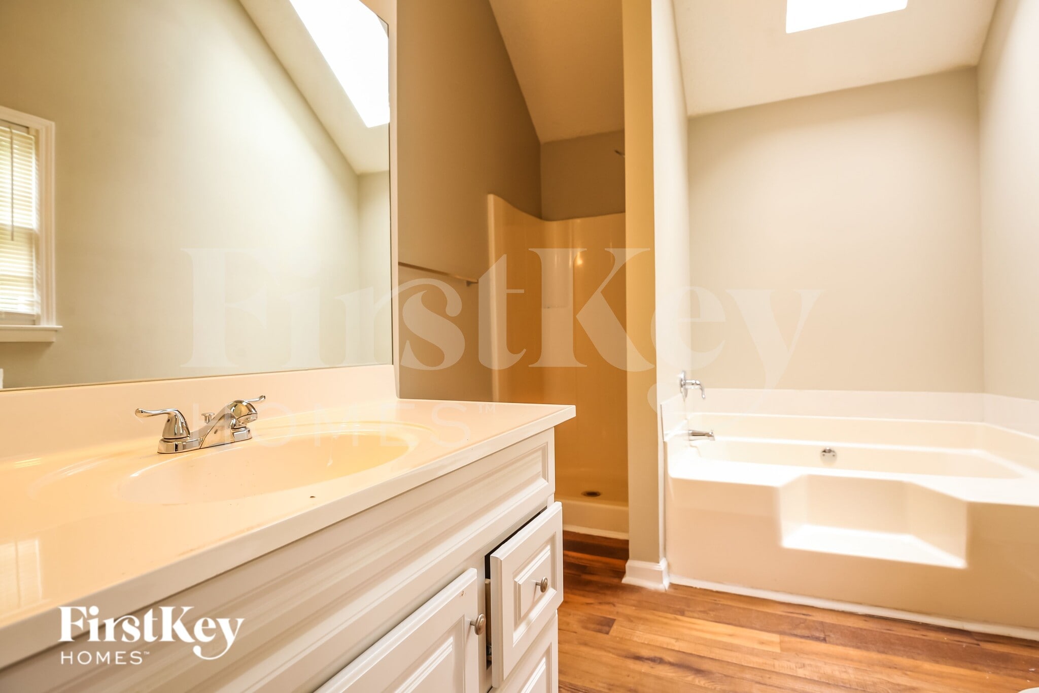 Building Photo - 4970 Bent Creek Ct