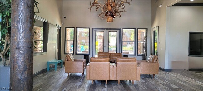 Building Photo - 555 E Silverado Ranch Blvd