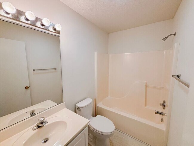 Building Photo - 118 Sea Cotton Cir