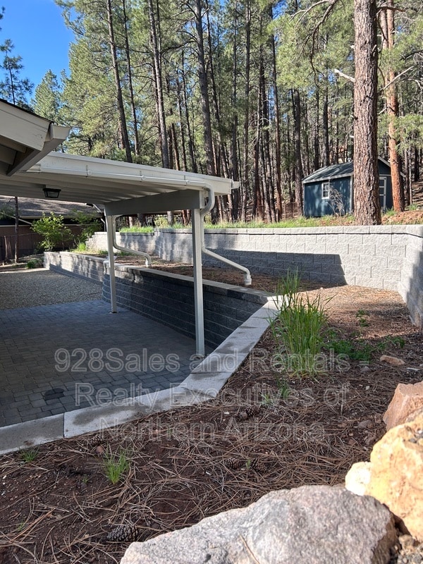 Building Photo - 3341 S Walkup Dr