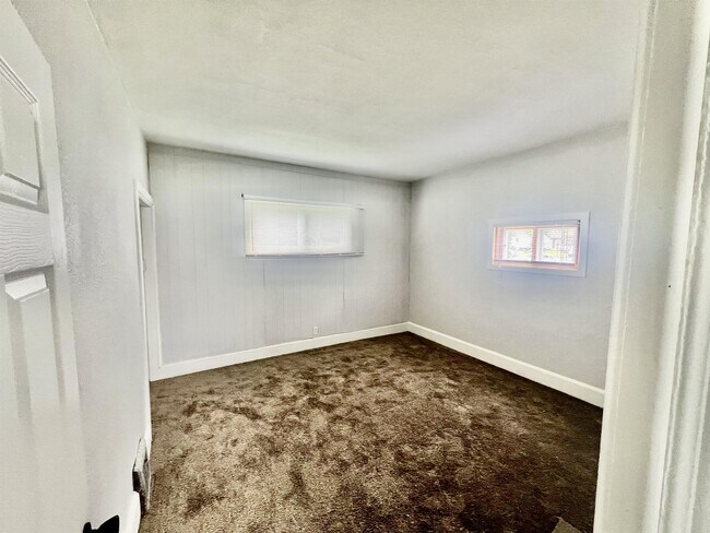 Building Photo - 1522 Alabama Ave