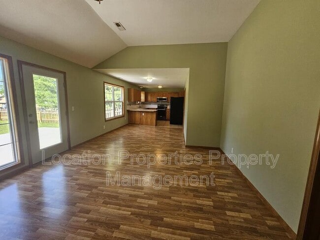 Building Photo - 4104 Saddlehorn Dr