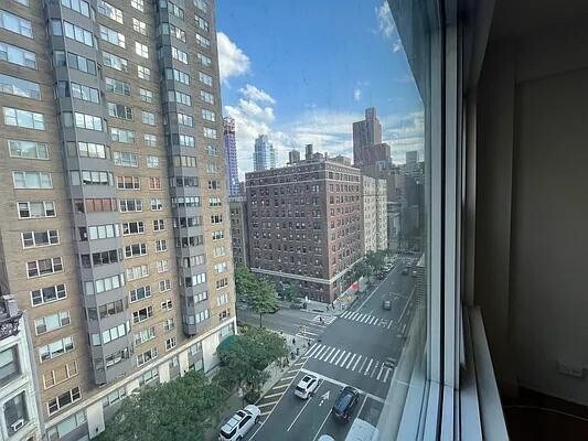 Building Photo - 288 Lexington Ave