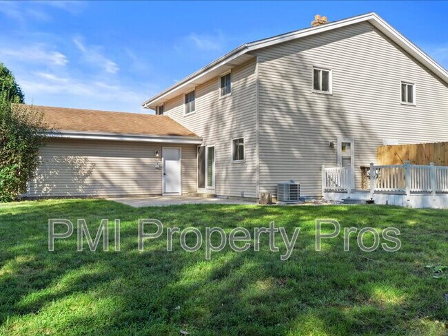 Building Photo - 8148 S 88th St