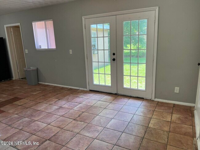 Building Photo - 6634 Kinlock Dr