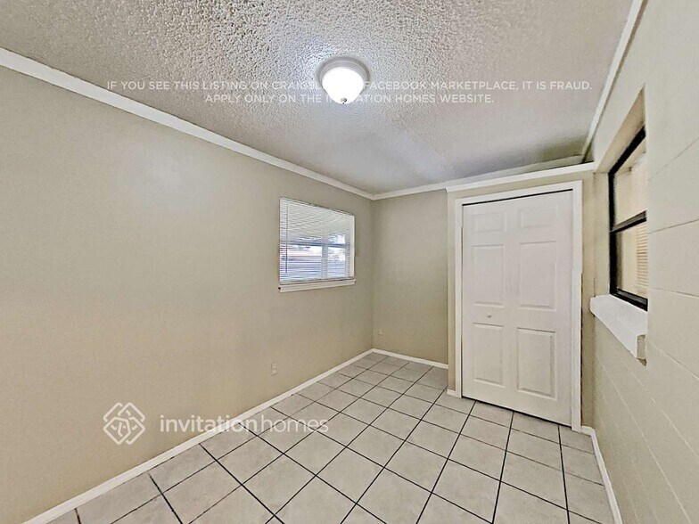 Building Photo - 2246 Matthew Cir