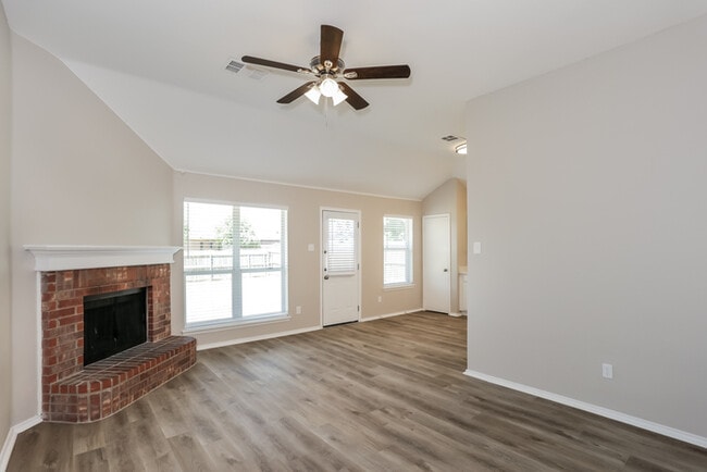 Building Photo - 1213 Crooked Creek Ct
