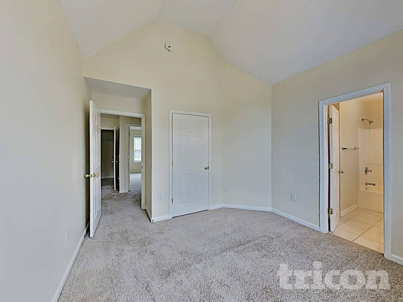 Building Photo - 2014 Trenton Dr