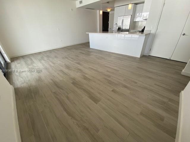 Building Photo - 999 SW 1st Ave