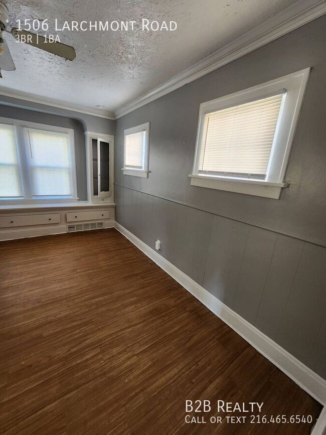 Building Photo - 1506 Larchmont Rd