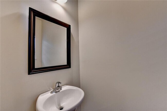 Building Photo - 2520 Morgan Chase Dr