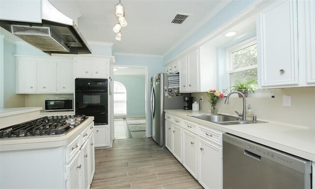 Building Photo - 6914 Chancellor Dr