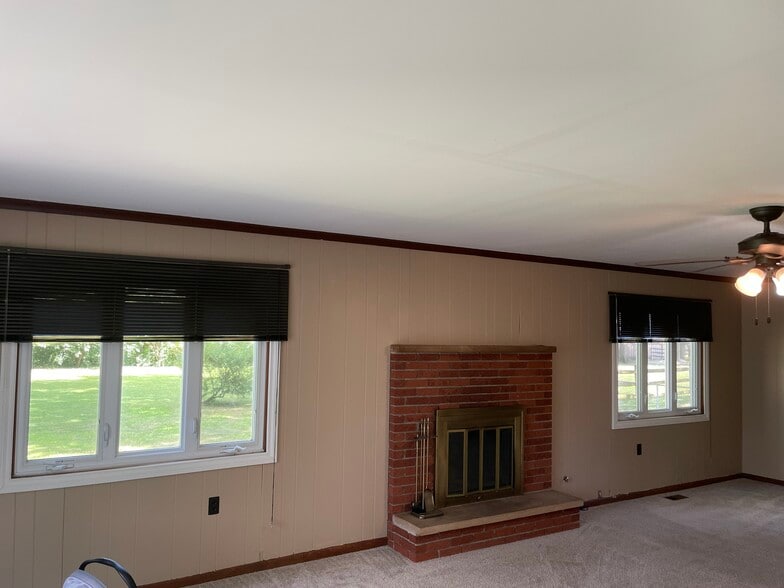Building Photo - 3660 N Mccord Rd