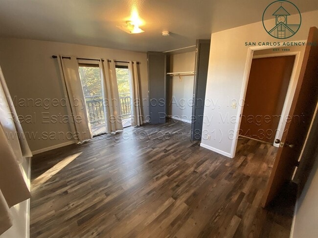 Building Photo - Three Bed Three Bath Home Walkable to Downtown Monterey