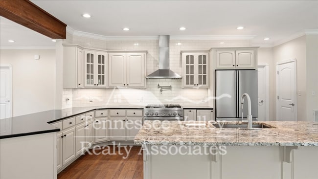 Building Photo - Charming and Private 4-Bedroom, 2.5-Bath H...