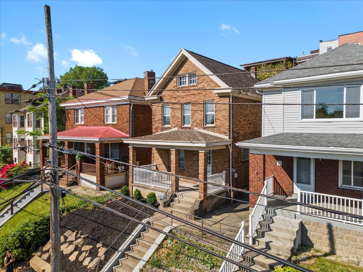 Building Photo - 2816 Clermont Ave