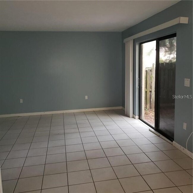 Building Photo - 5626 Ashley Oaks Dr