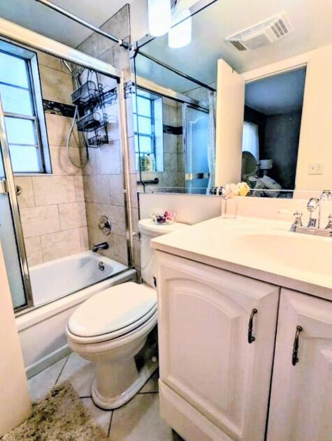 Building Photo - 240 Sheffield J