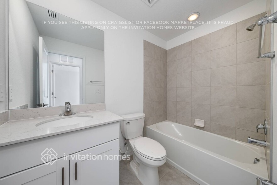 Building Photo - 2585 Riverfield Rd