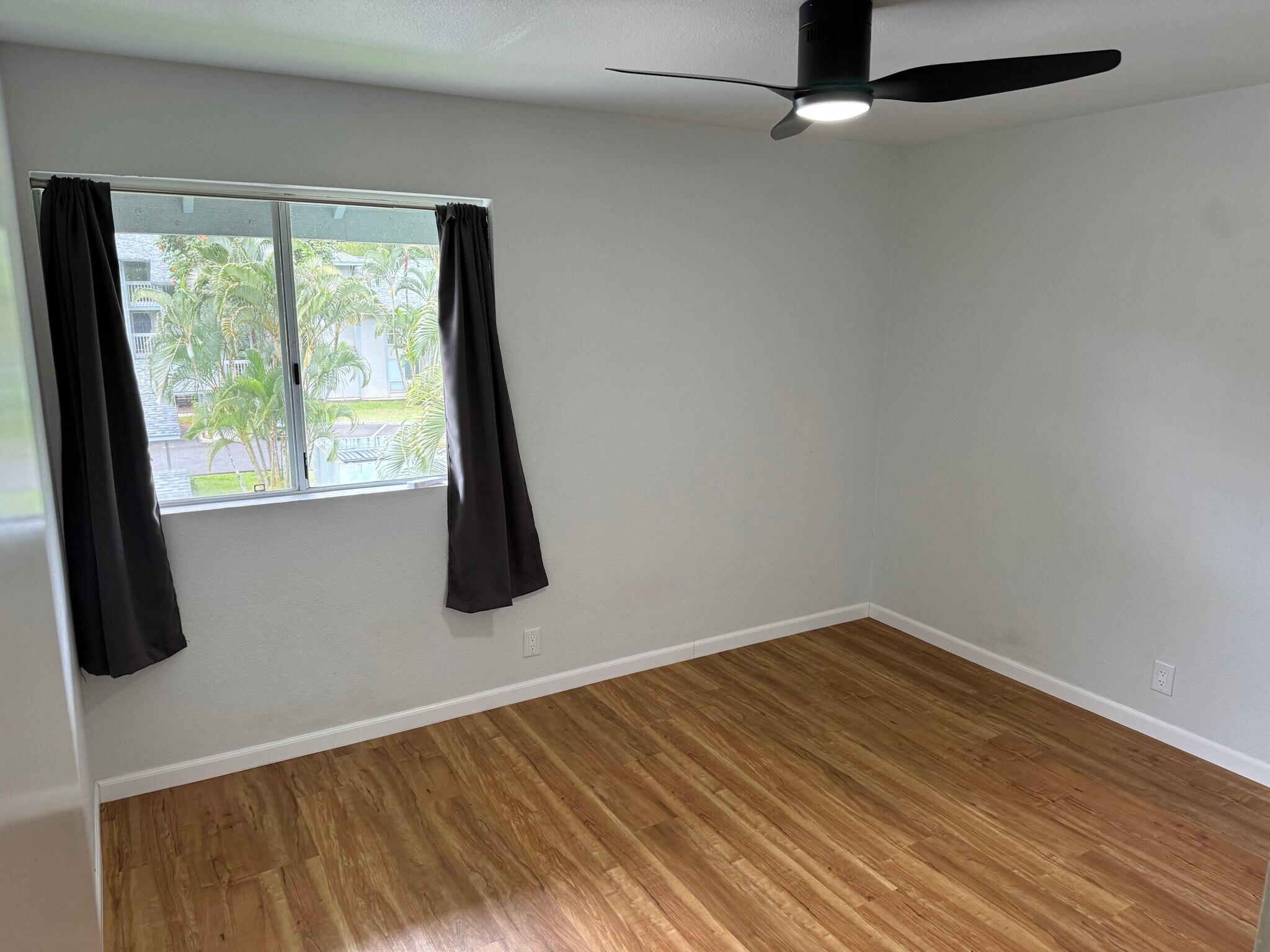 2nd bedroom - 95-664 Wikao St