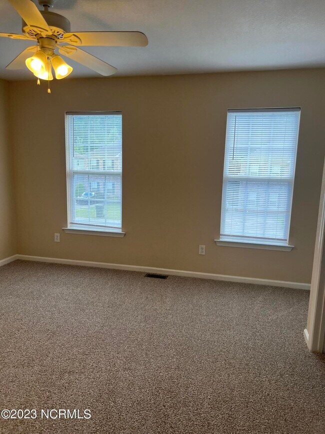 Building Photo - 4215 Williamsbrook Ln