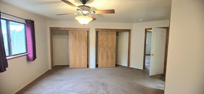 Building Photo - 1010 Nez Perce Dr