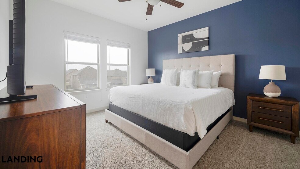 Building Photo - 2825 Main St