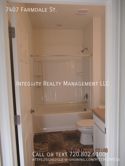 Building Photo - 7407 Farmdale St