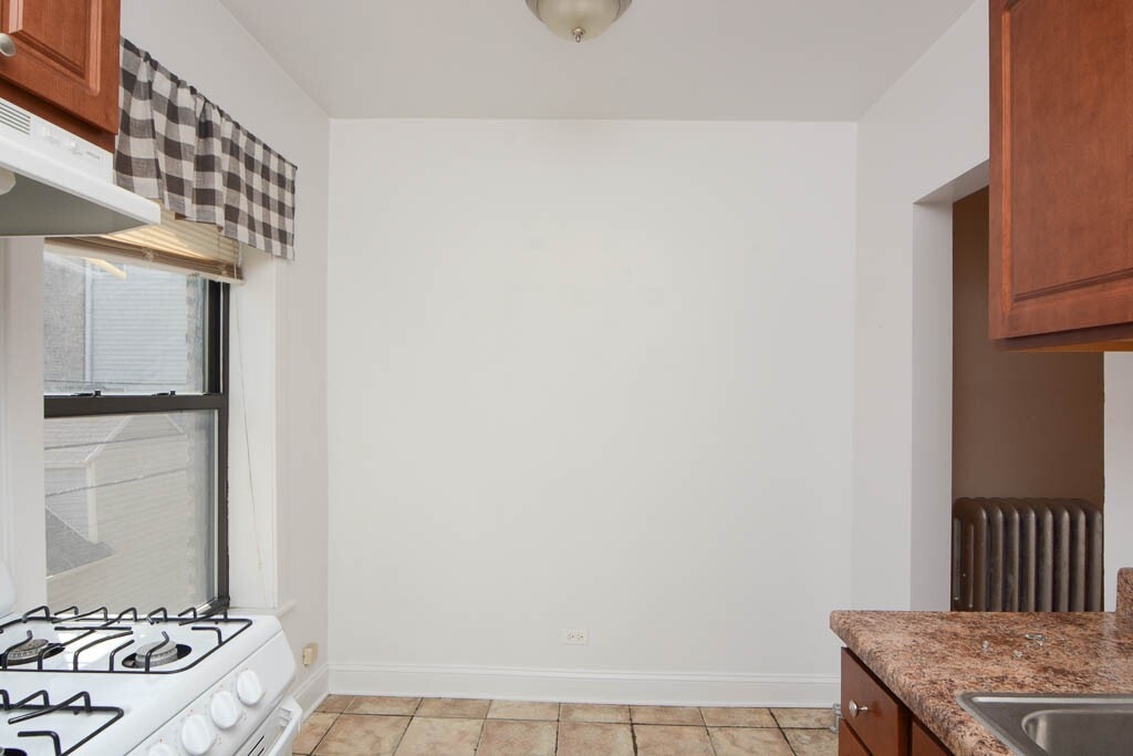 Building Photo - 2617 N Spaulding Ave