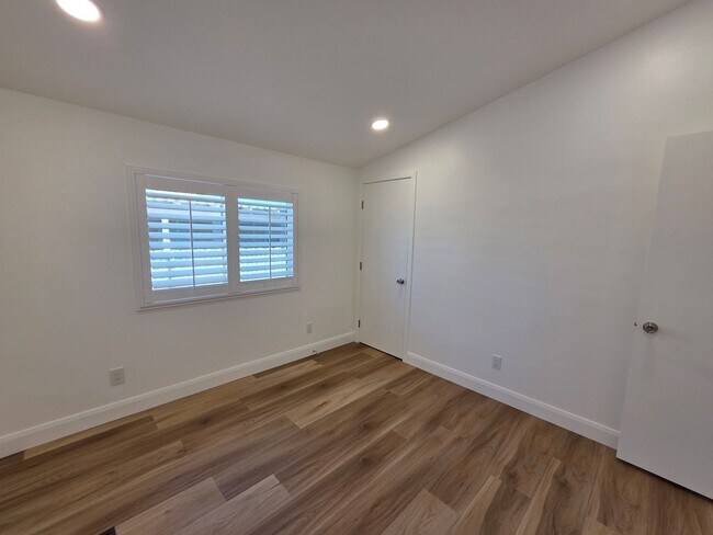 Building Photo - Beautifully remodeled 3 bed/2 bath Manufac...