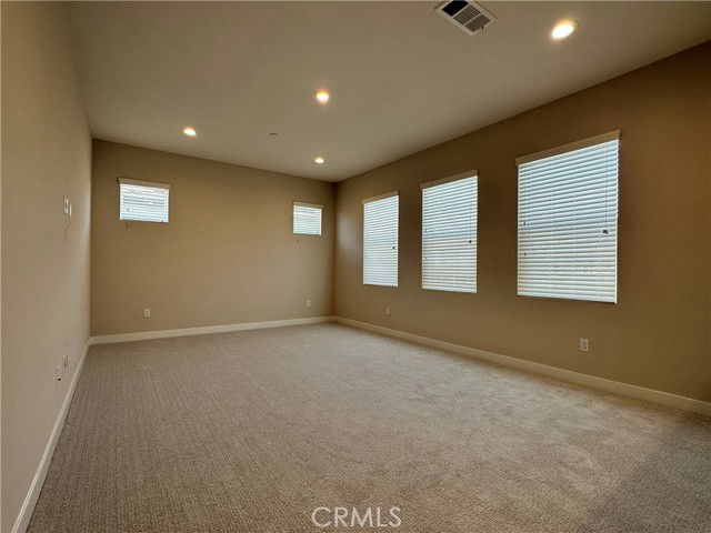 Building Photo - 150 Edna Pkwy