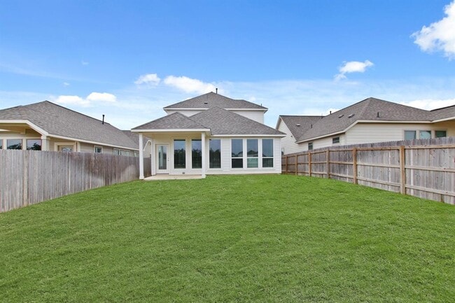 Building Photo - 209 Banyon Dr