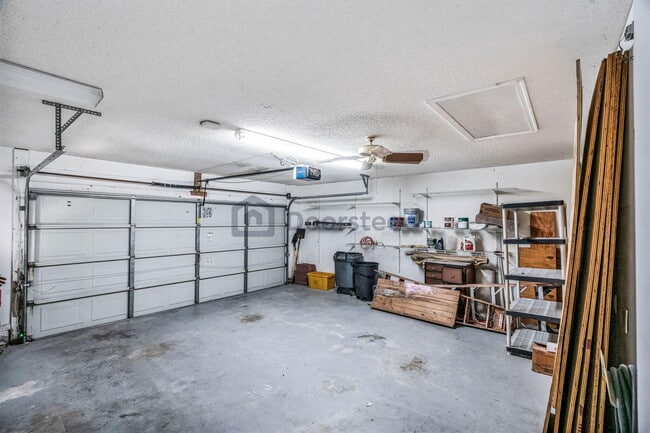 Building Photo - 12382 Pleasant Green Way