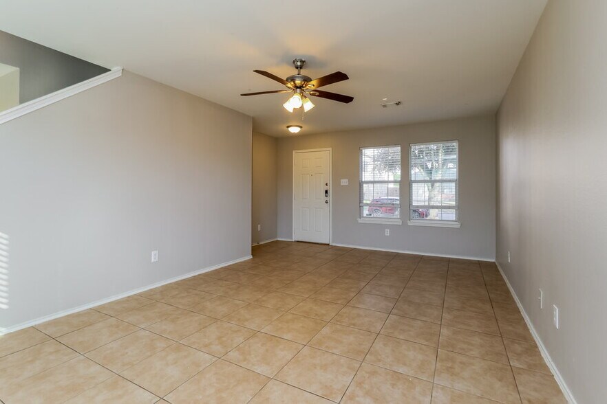 Building Photo - 7219 Rising Brook Dr