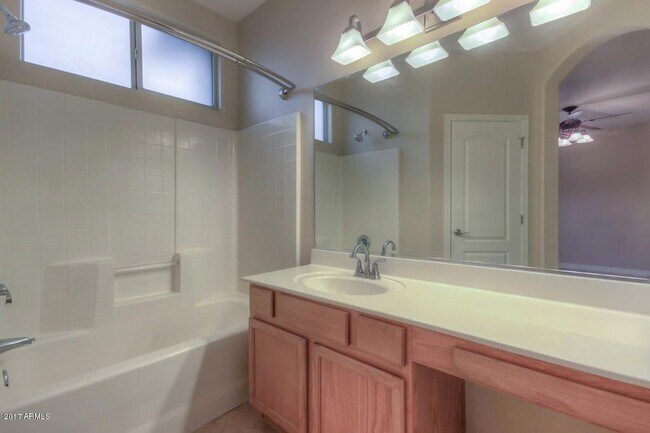 Building Photo - 3693 E Remington Dr