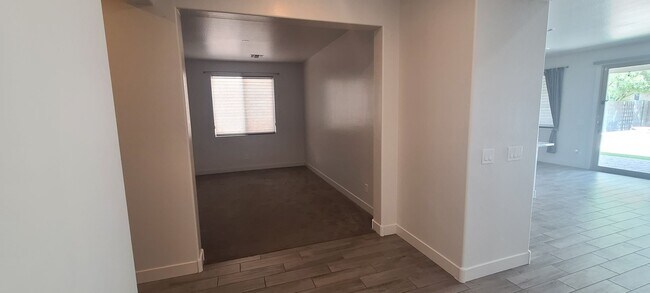 Building Photo - 4 Bedroom 3 Bathroom Upgrade Model Home